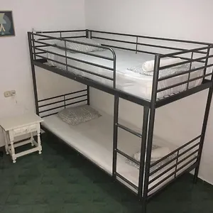 Hostel Easy