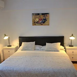 Don Peque Adult Recommended Affittacamere